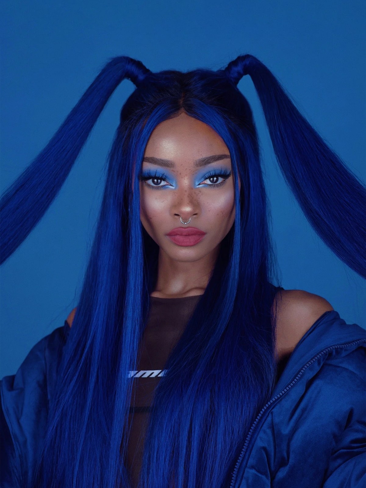Striking Look¡ªSciFi Blue / Black