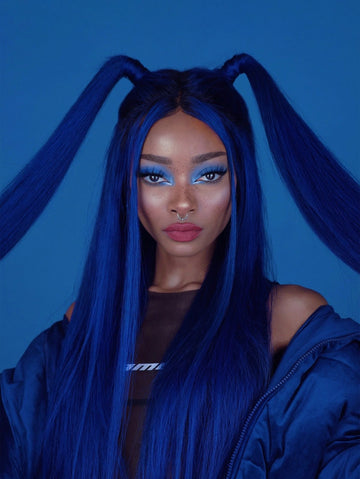 Striking Look¡ªSciFi Blue / Black